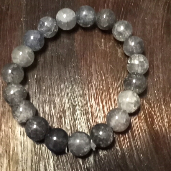 Gray Crackled Agate 10 MM Bead Stretch Bracelet - Picture 3 of 8